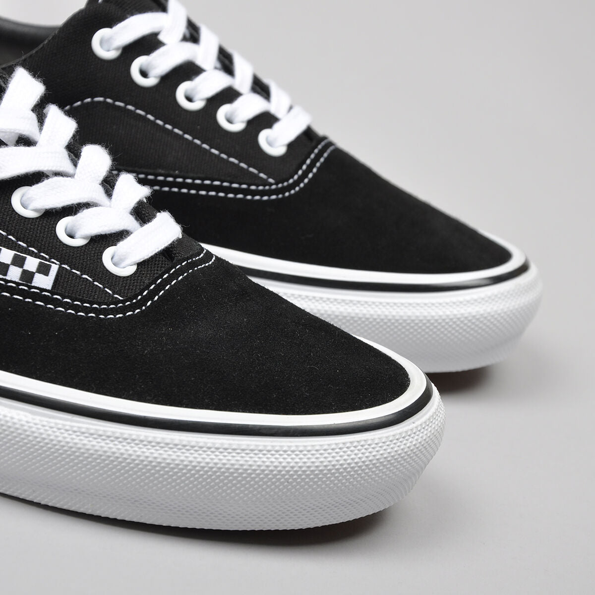 Era Skate Pro 'Black/White'